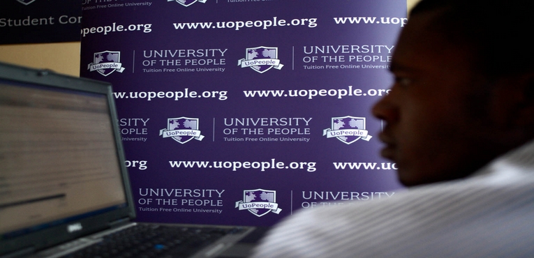 منحة مقدمة من university of people  بأمريكا